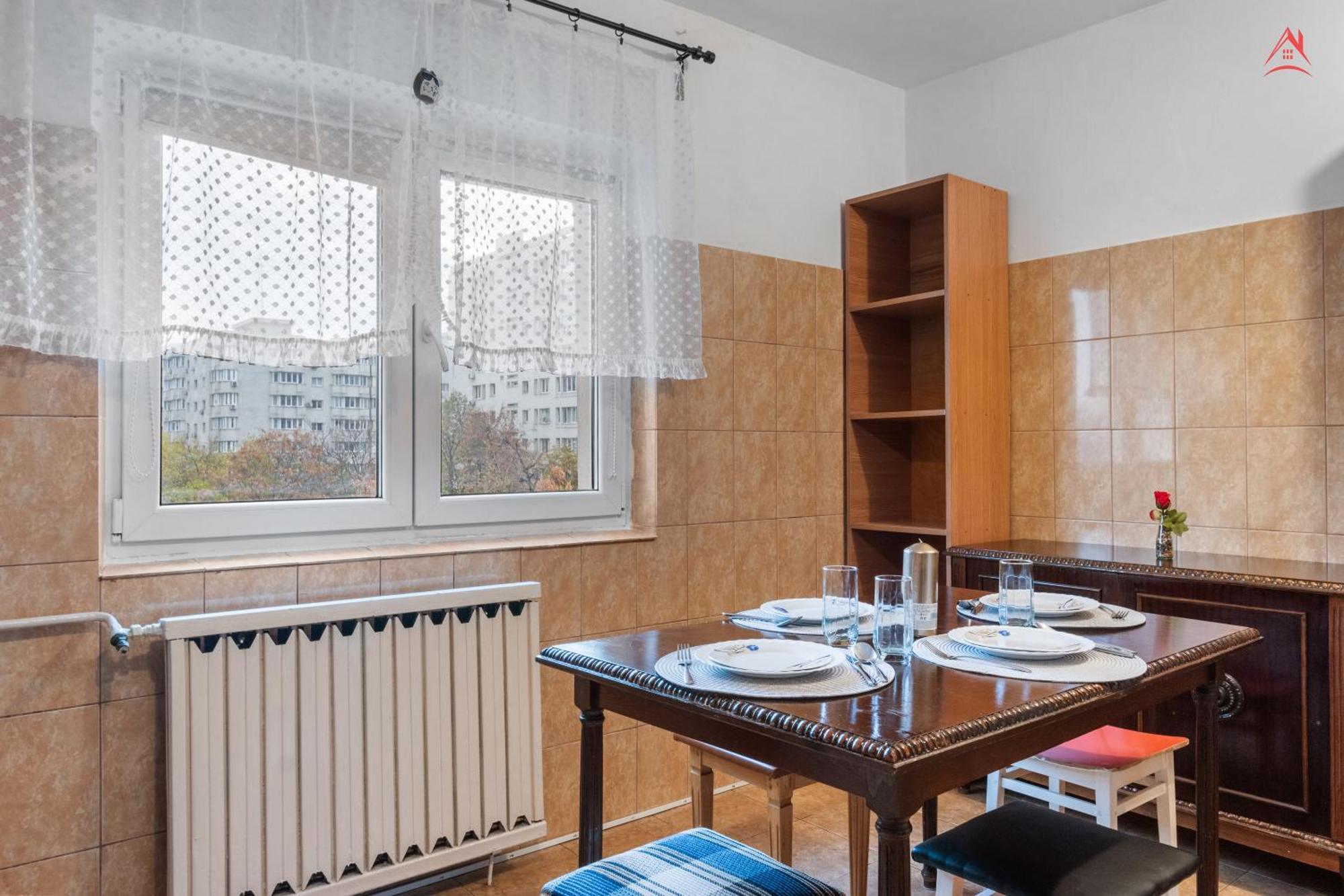 Dristor Large And Cozy Apartment Bukares Bagian luar foto
